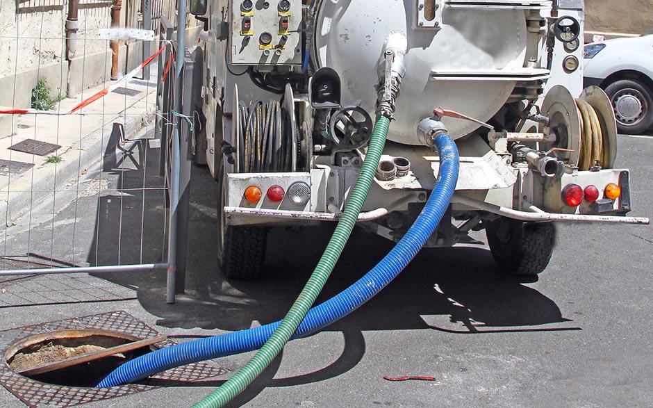 entreprise de débouchage de canalisation Compiègne